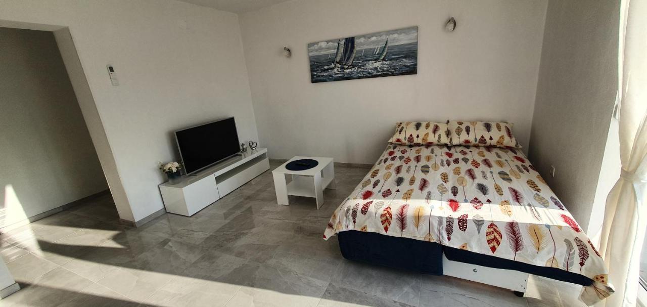 Apartmani Naomi&Leo Senj  Exteriör bild