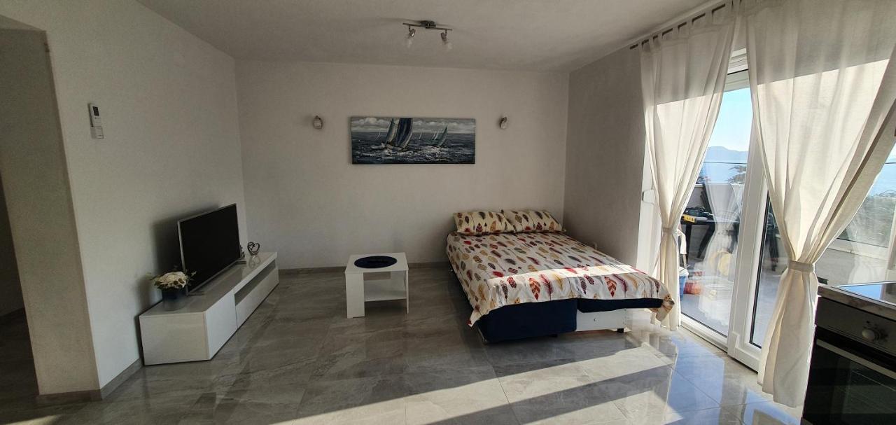 Apartmani Naomi&Leo Senj  Exteriör bild
