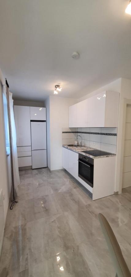 Apartmani Naomi&Leo Senj  Exteriör bild
