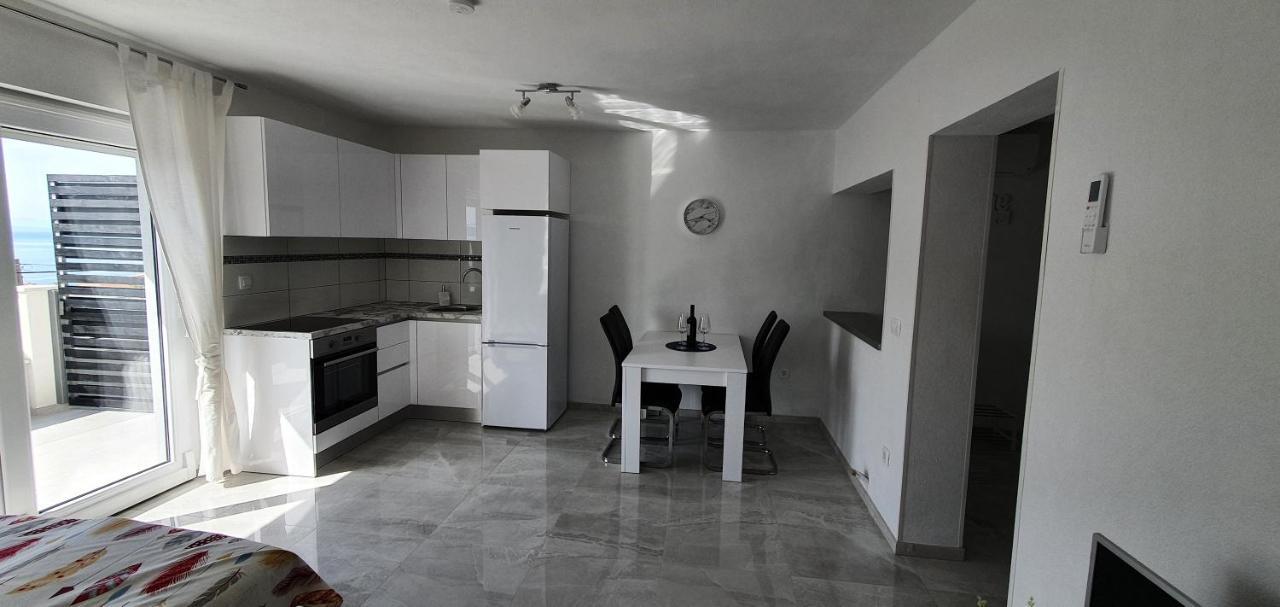 Apartmani Naomi&Leo Senj  Exteriör bild